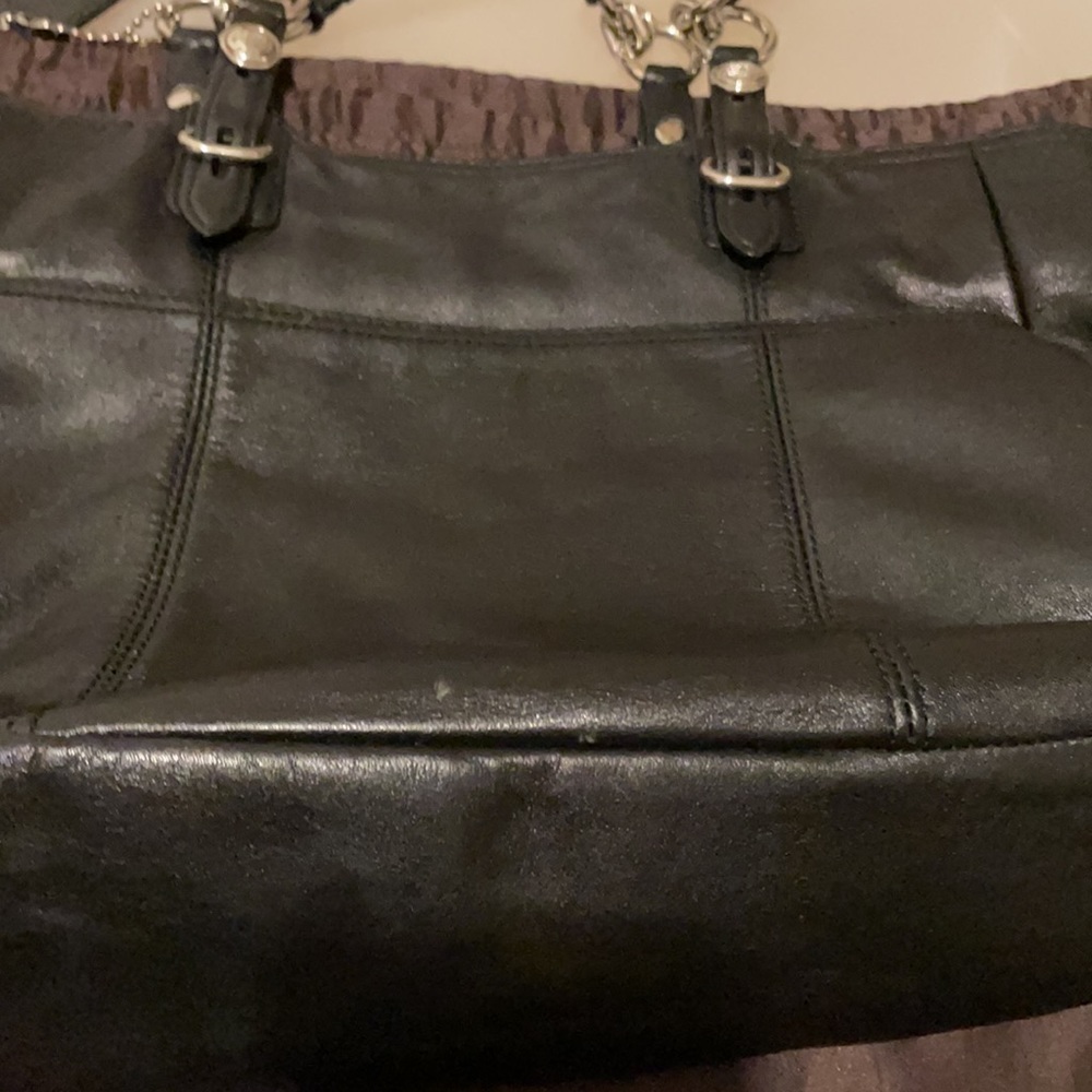 Coach - Picture 3 of 4